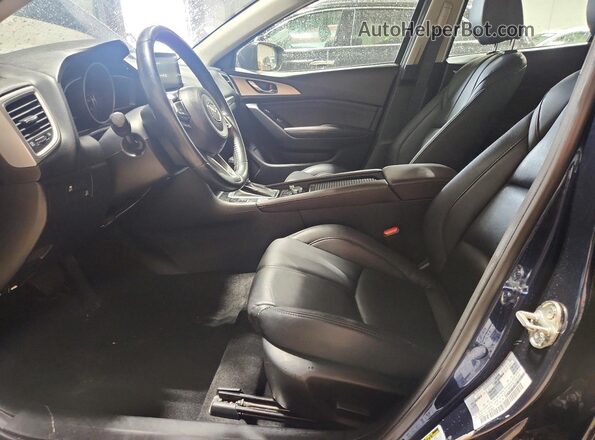 3MZBN1L3XJM200501 2018 MAZDA 3 Blue 