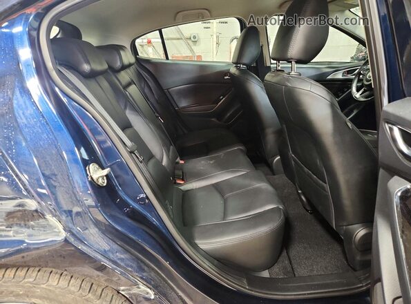 3MZBN1L3XJM200501 2018 MAZDA 3 Blue 