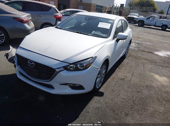 3MZBN1L77HM103804 2017 MAZDA 3 White Vista tres cuartos delantera izquierda