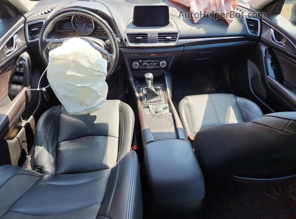 3MZBN1M31JM171646 2018 MAZDA 3 Gray Dashboard view