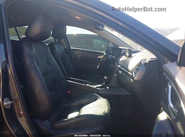3MZBN1M32JM245771 2018 MAZDA 3 Gray Widok wnętrza z przodu