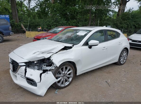 3MZBN1M36HM133050 2017 MAZDA 3 White Front left