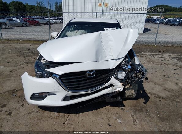 3MZBN1U70JM214716 2018 MAZDA 3 White Widok zestawu wskaźników