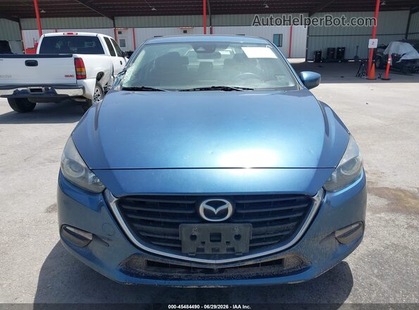 3MZBN1U72JM233820 2018 MAZDA 3 Blue Widok wnętrza z tyłu