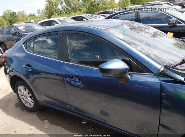 3MZBN1U73JM192727 2018 MAZDA 3 Blue Rear interior view