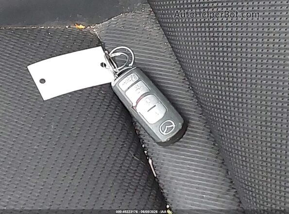 3MZBN1U74JM223709 2018 MAZDA 3 Синий Вид панели приборов