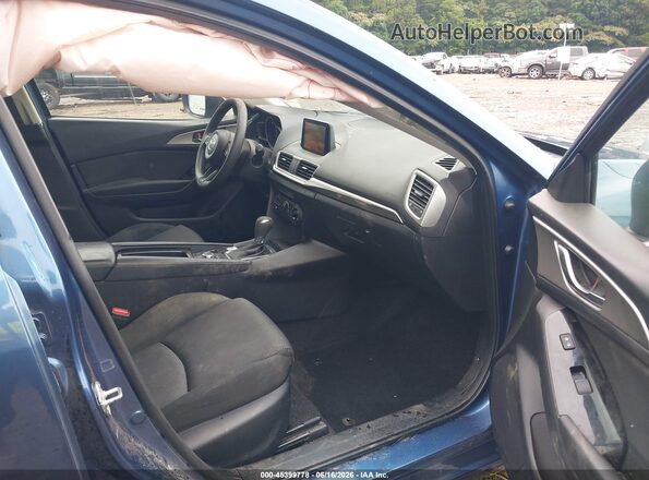 3MZBN1U75HM107798 2017 MAZDA 3 Синий Вид салона спереди