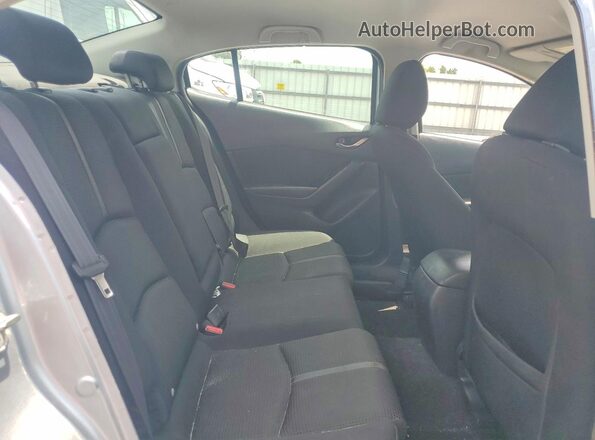 3MZBN1U75HM133530 2017 MAZDA 3 Silver Rear seats view