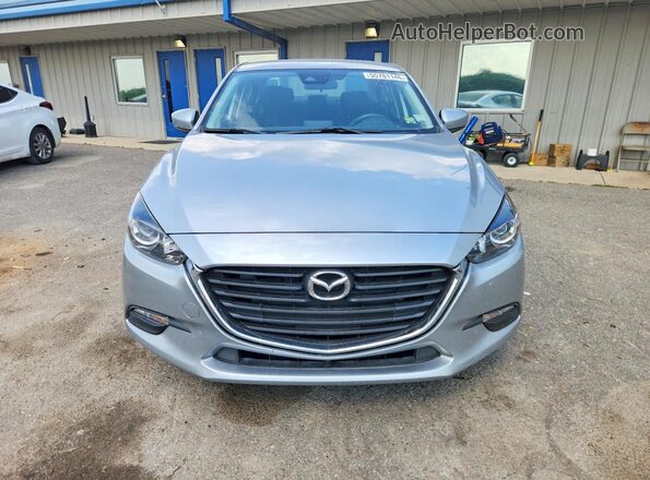 3MZBN1U78JM201017 2018 MAZDA 3 Silver Widok z przodu