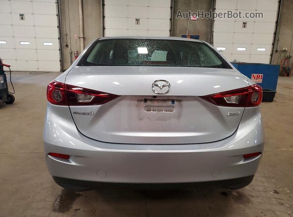 3MZBN1U79JM233801 2018 MAZDA 3 Silver Rear view