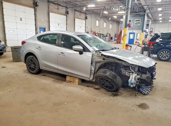 3MZBN1U79JM233801 2018 MAZDA 3 Silver Front right