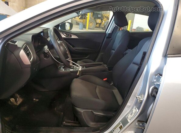 3MZBN1U79JM233801 2018 MAZDA 3 Silver Front interior view