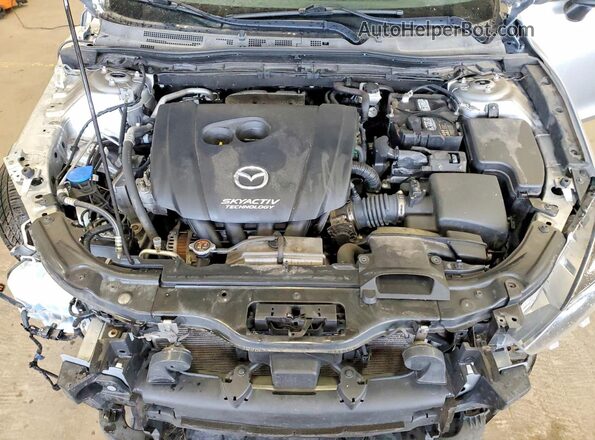 3MZBN1U79JM233801 2018 MAZDA 3 Silver Rear interior view