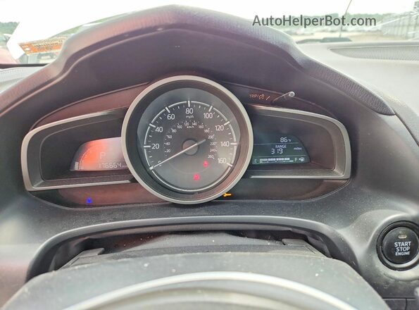 3MZBN1V30JM172060 2018 MAZDA MAZDA White Vista del cuadro de instrumentos