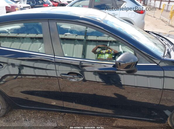 3MZBN1V32JM197476 2018 MAZDA 3 Black Widok wnętrza z tyłu