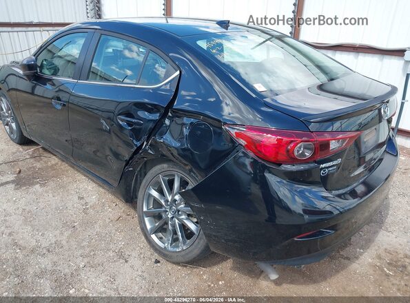 3MZBN1V32JM197476 2018 MAZDA 3 Black Widok z przodu