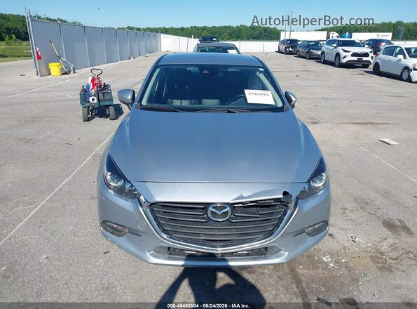 3MZBN1V32JM205981 2018 MAZDA 3 Silver Սարքավորումների վահանակի տեսք