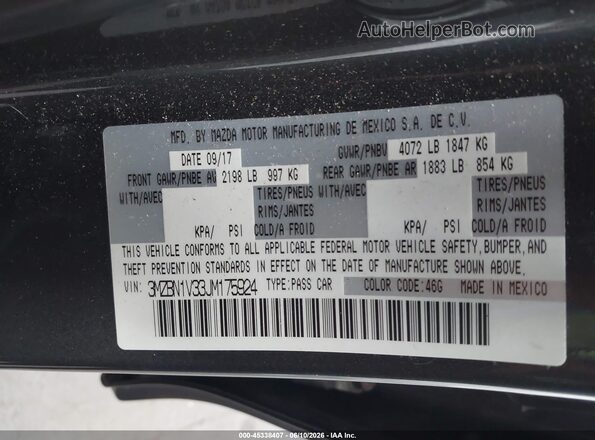 3MZBN1V33JM175924 2018 MAZDA 3 Gray ძრავის განყოფილების ხედი