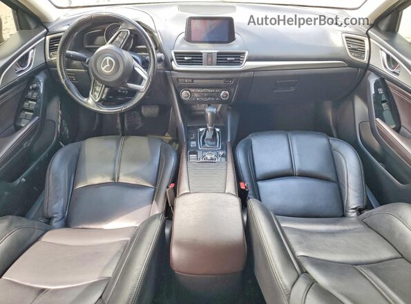 3MZBN1V33JM251691 2018 MAZDA 3 Черный Вид панели приборов