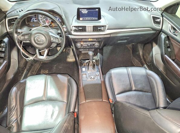 3MZBN1V35JM162561 2018 MAZDA 3 Черный Вид панели приборов