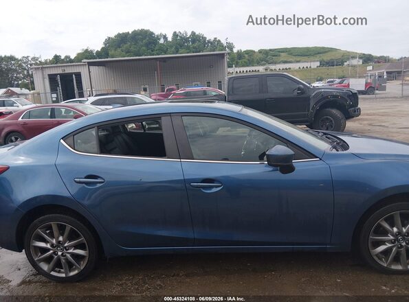 3MZBN1V38JM164112 2018 MAZDA 3 Blue Widok wnętrza z tyłu