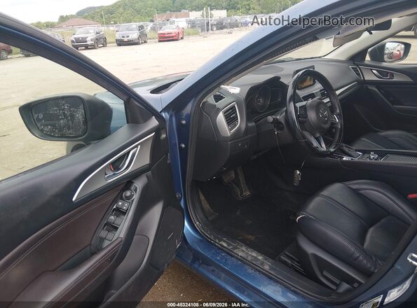 3MZBN1V38JM164112 2018 MAZDA 3 Blue 