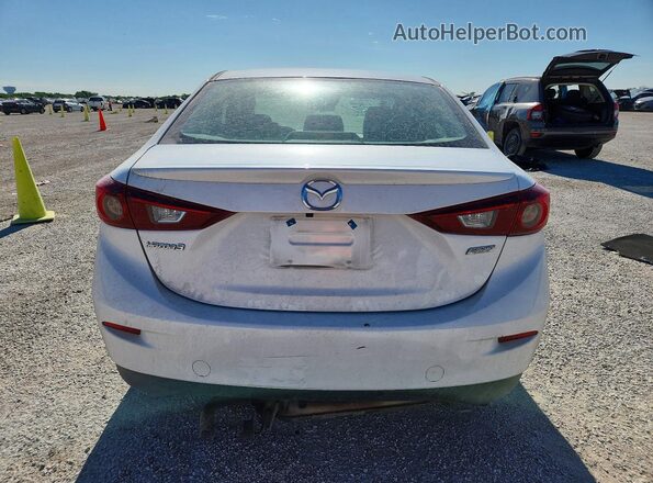 3MZBN1V39JM203063 2018 MAZDA 3 White 