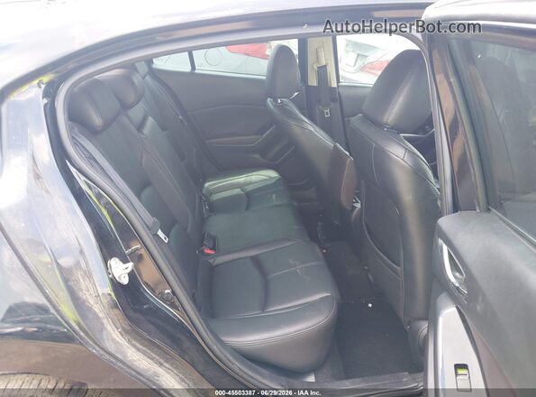 3MZBN1V39JM204813 2018 MAZDA 3 Black Widok naklejki z numerem VIN