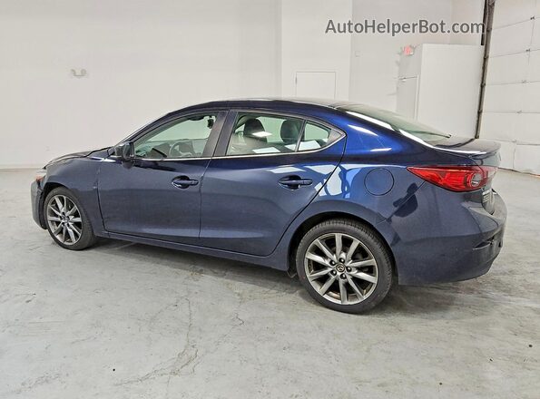 3MZBN1V3XJM174088 2018 MAZDA 3 Blue 