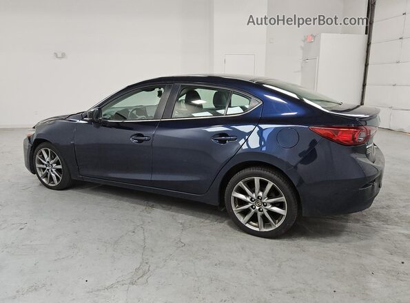 3MZBN1V3XJM174088 2018 MAZDA 3 Blue 