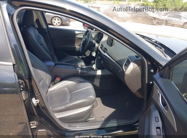 3MZBN1V77HM118364 2017 MAZDA 3 Черный Вид салона спереди