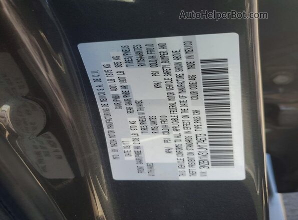 3MZBN1W31JM174673 2018 MAZDA 3 Gray Widok komory silnika