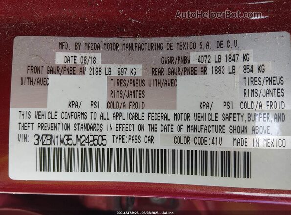 3MZBN1W35JM249505 2018 MAZDA 3 Red Widok komory silnika