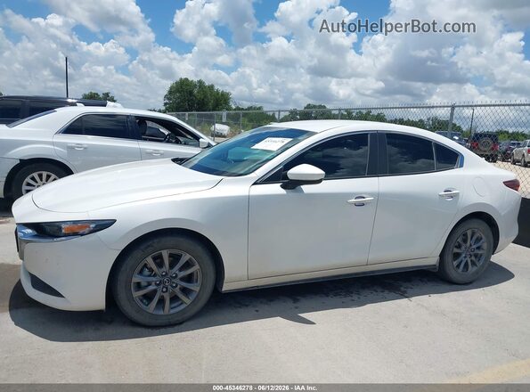 3MZBPAAM4RM434909 2024 MAZDA 3 White Vista interior de 360 grados