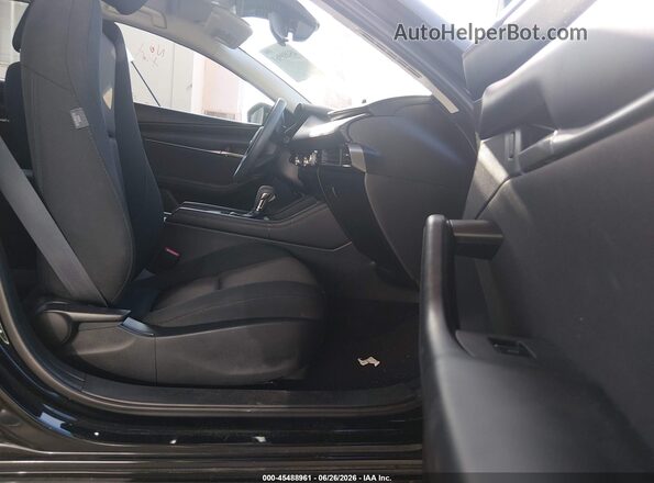 3MZBPAAM9RM405437 2024 MAZDA 3 Черный Вид салона спереди