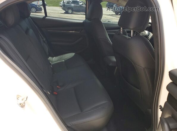 3MZBPABM2MM207077 2021 MAZDA 3 White Rear seats view