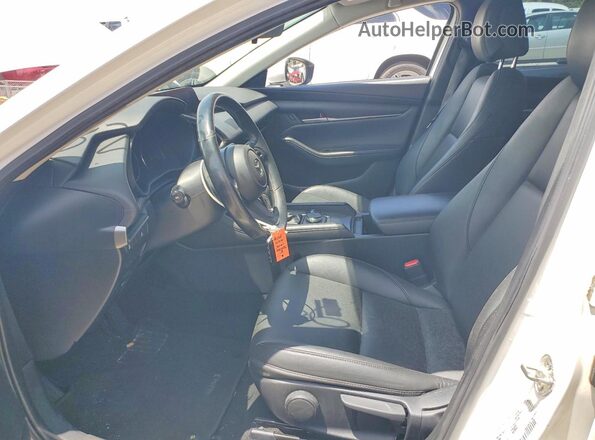 3MZBPABM2MM207077 2021 MAZDA 3 White Front interior view