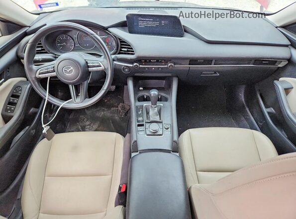3MZBPACL5LM118270 2020 MAZDA 3 Red Widok deski rozdzielczej