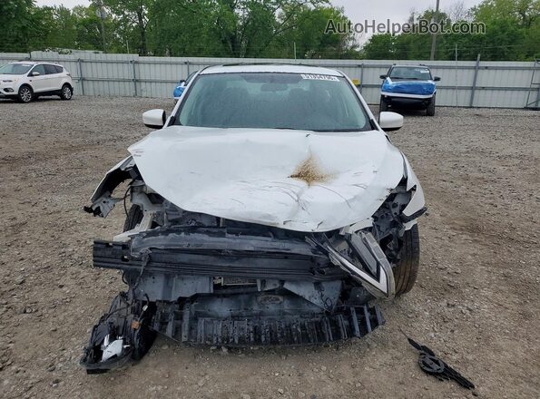 3N1AB7AP0GY279441 2016 NISSAN SENTRA Белый Вид спереди