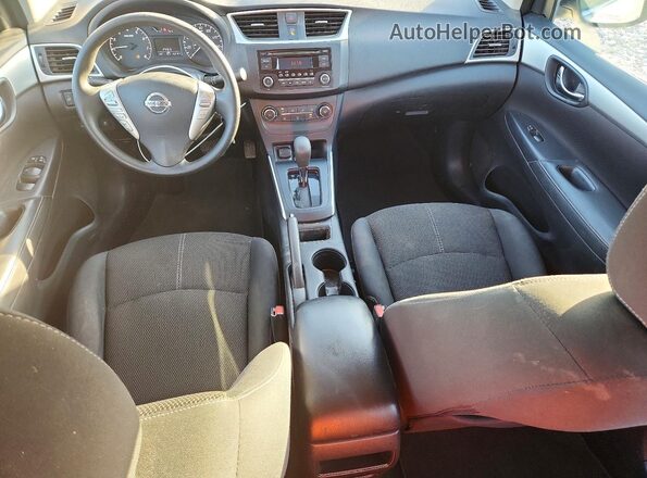 3N1AB7AP0HY295219 2017 NISSAN SENTRA Серебряный Вид панели приборов