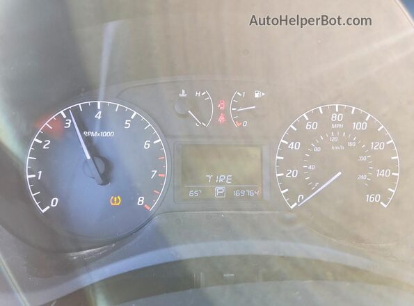 3N1AB7AP0HY295219 2017 NISSAN SENTRA Серебряный Вид щитка приборов