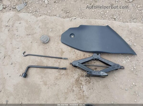 3N1AB7AP0HY391559 2017 NISSAN SENTRA Silver Vista del cuadro de instrumentos