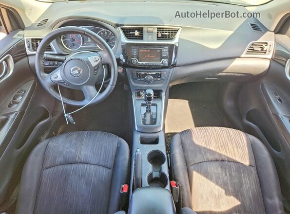 3N1AB7AP0JL662736 2018 NISSAN SENTRA Gray Dashboard view