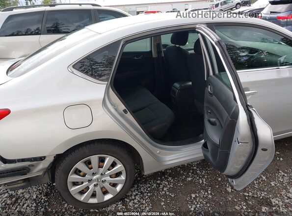 3N1AB7AP0JY228187 2018 NISSAN SENTRA Gray Vista de la etiqueta del VIN