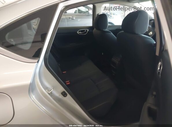 3N1AB7AP0JY231901 2018 NISSAN SENTRA Silver Vista de la etiqueta del VIN