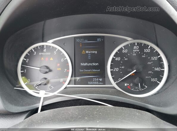3N1AB7AP0JY255003 2018 NISSAN SENTRA Серебряный Вид задних сидений