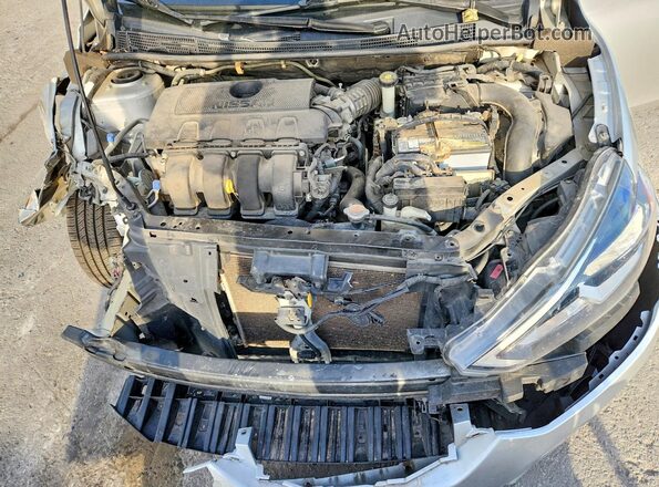 3N1AB7AP0JY280273 2018 NISSAN SENTRA Silver Սալոնի հետևի տեսք