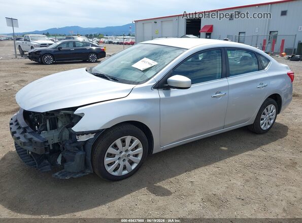 3N1AB7AP0JY291094 2018 NISSAN SENTRA Silver Vista tres cuartos delantera izquierda