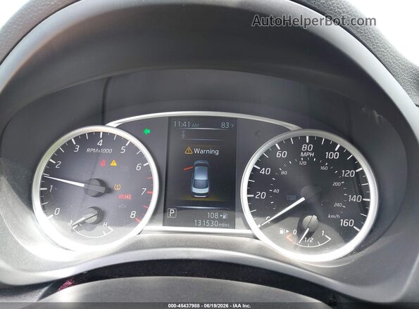 3N1AB7AP0JY291094 2018 NISSAN SENTRA Silver Vista de los asientos traseros