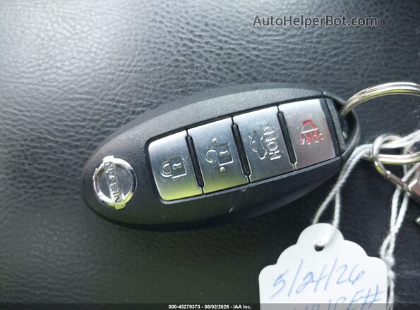 3N1AB7AP1HY319656 2017 NISSAN SENTRA White Dashboard view